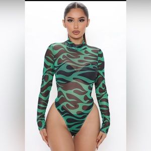 FASHION NOVA: MESH BODYSUIT SIZE M NEW WITH TAGS  (#2062)
